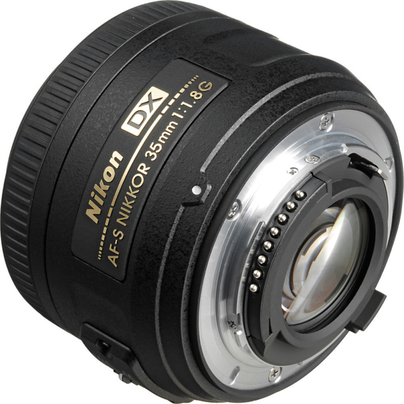 لنز Nikkor AF-S DX 35mm f/1.8G